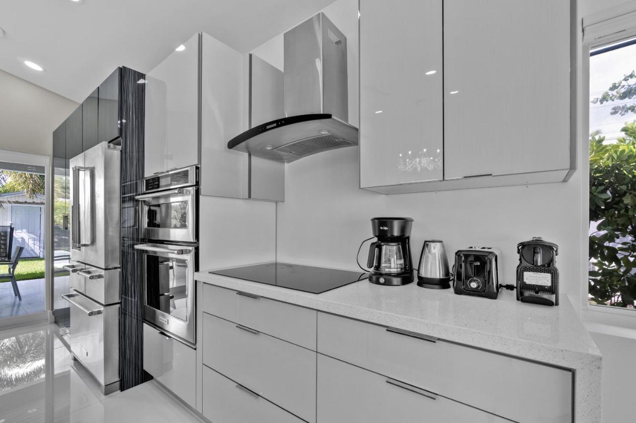 Luxury House 4 Beds Heated Pool W Jaccuzzi Apartment North Bay Village Luaran gambar