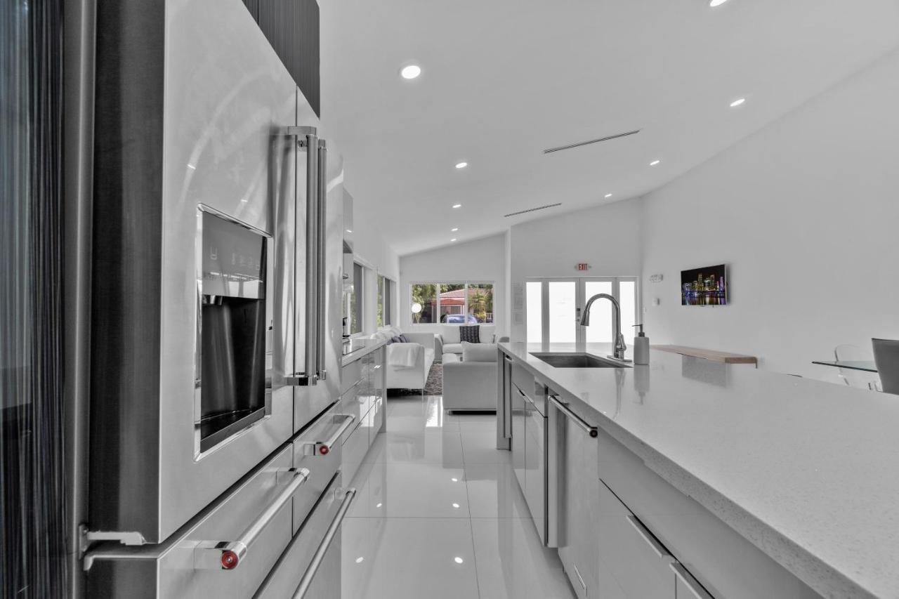 Luxury House 4 Beds Heated Pool W Jaccuzzi Apartment North Bay Village Luaran gambar