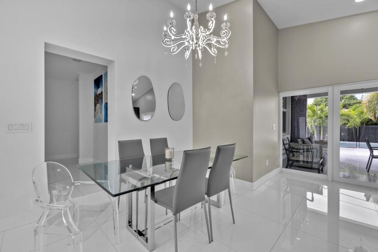 Luxury House 4 Beds Heated Pool W Jaccuzzi Apartment North Bay Village Luaran gambar